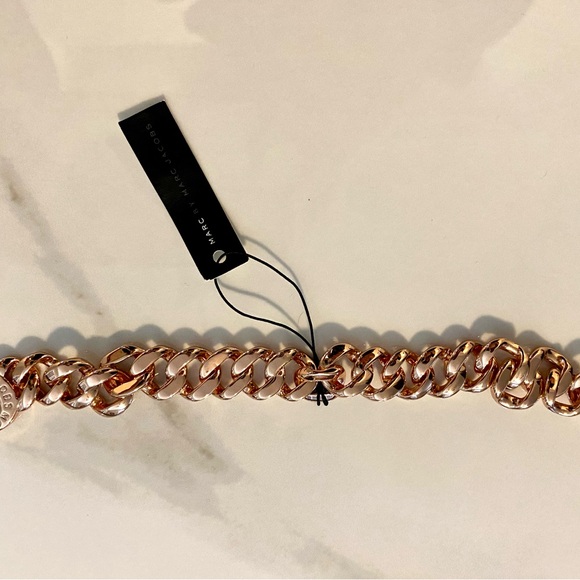 NWT Marc by Marc Jacobs Rose Gold Katie Turn Lock Bracelet - Picture 5 of 8